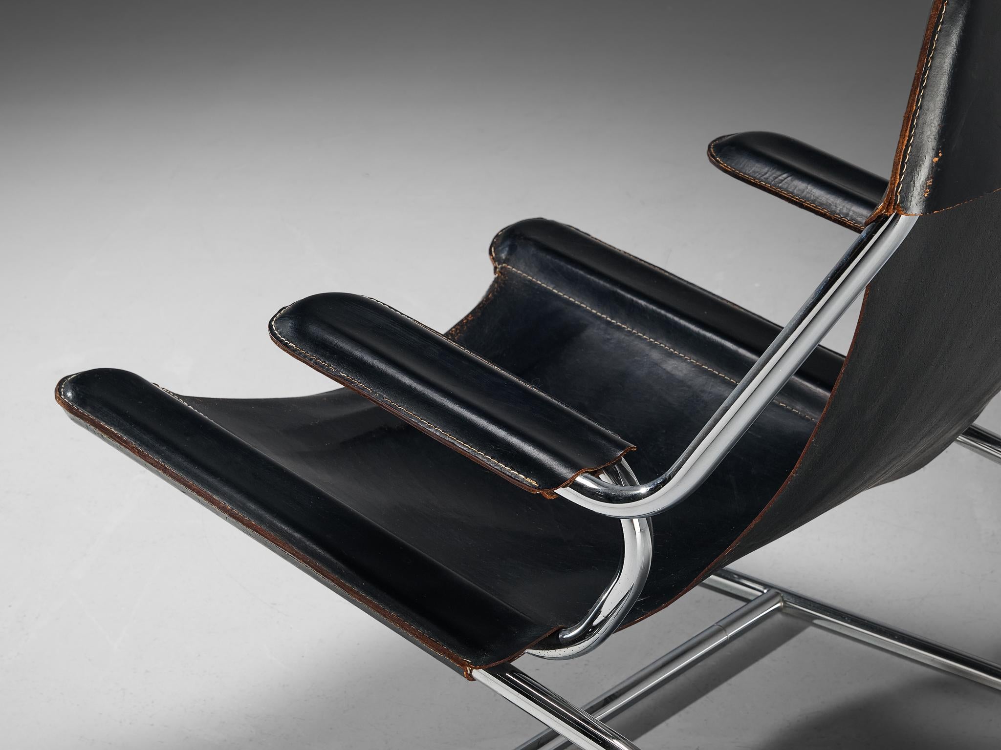 Tubular Lounge Chair in Black Leather