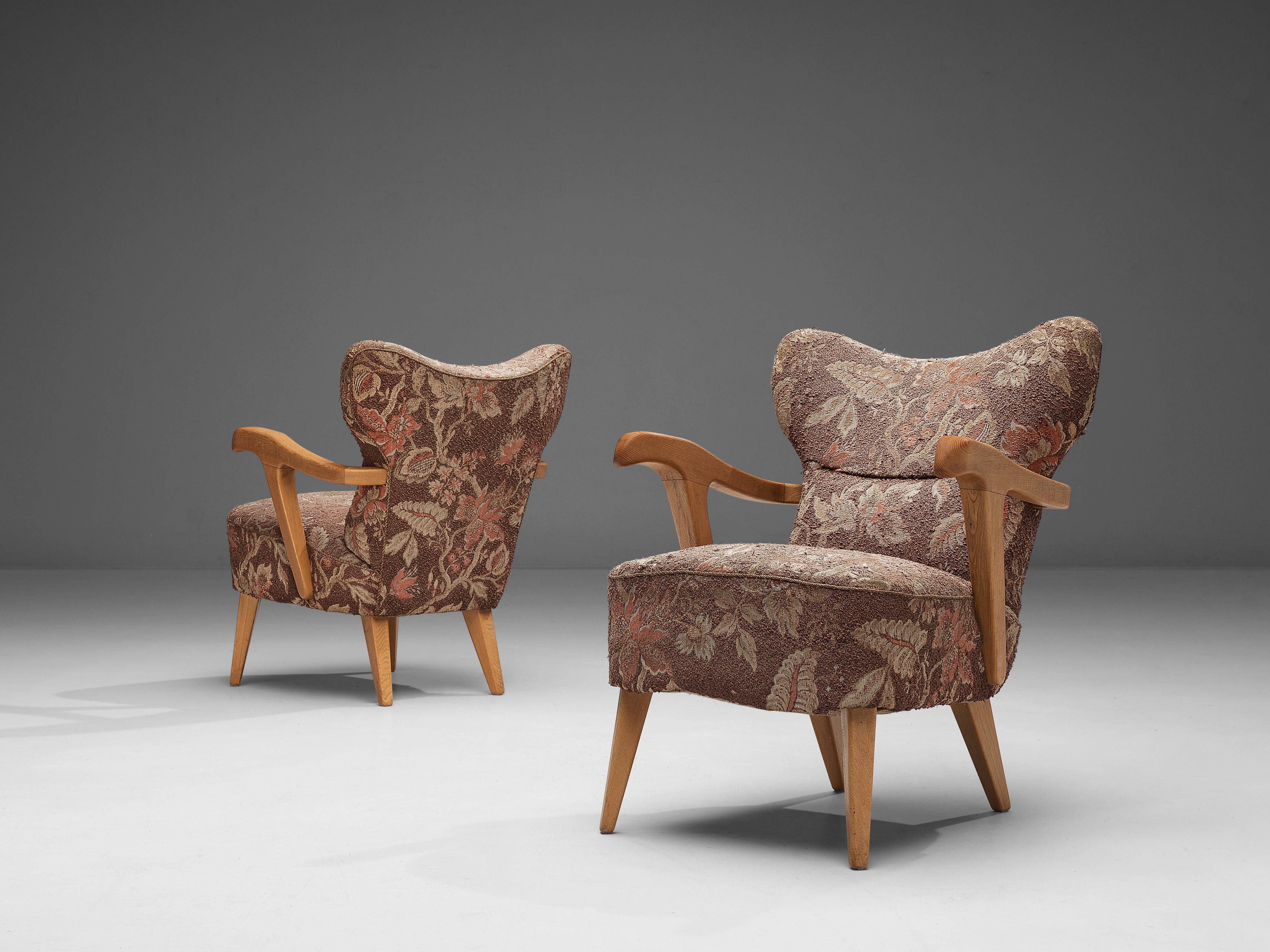 Pair of Sculptural Italian Lounge Chairs in Oak and Floral Upholstery