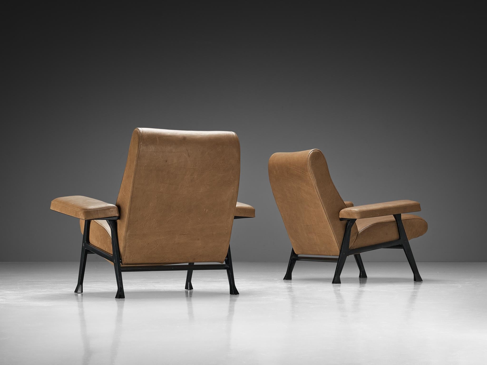 Roberto Menghi for Arflex Pair of ‘Hall’ Lounge Chairs in Brown Leather