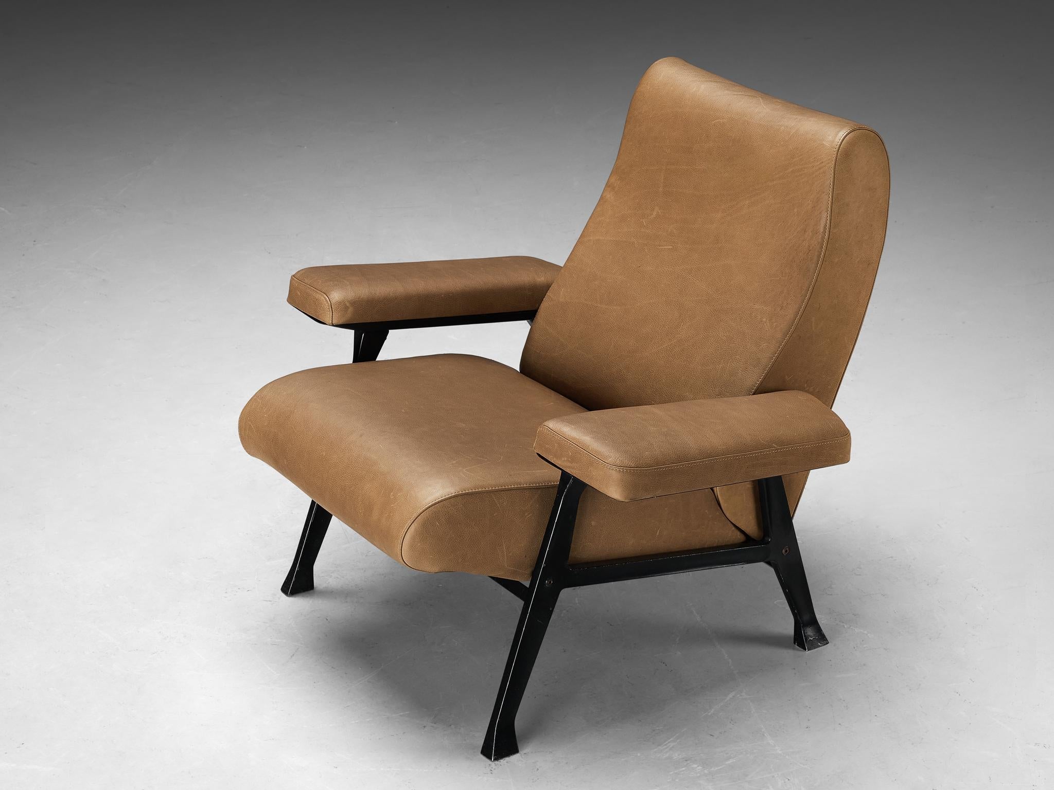 Roberto Menghi for Arflex Pair of ‘Hall’ Lounge Chairs in Brown Leather