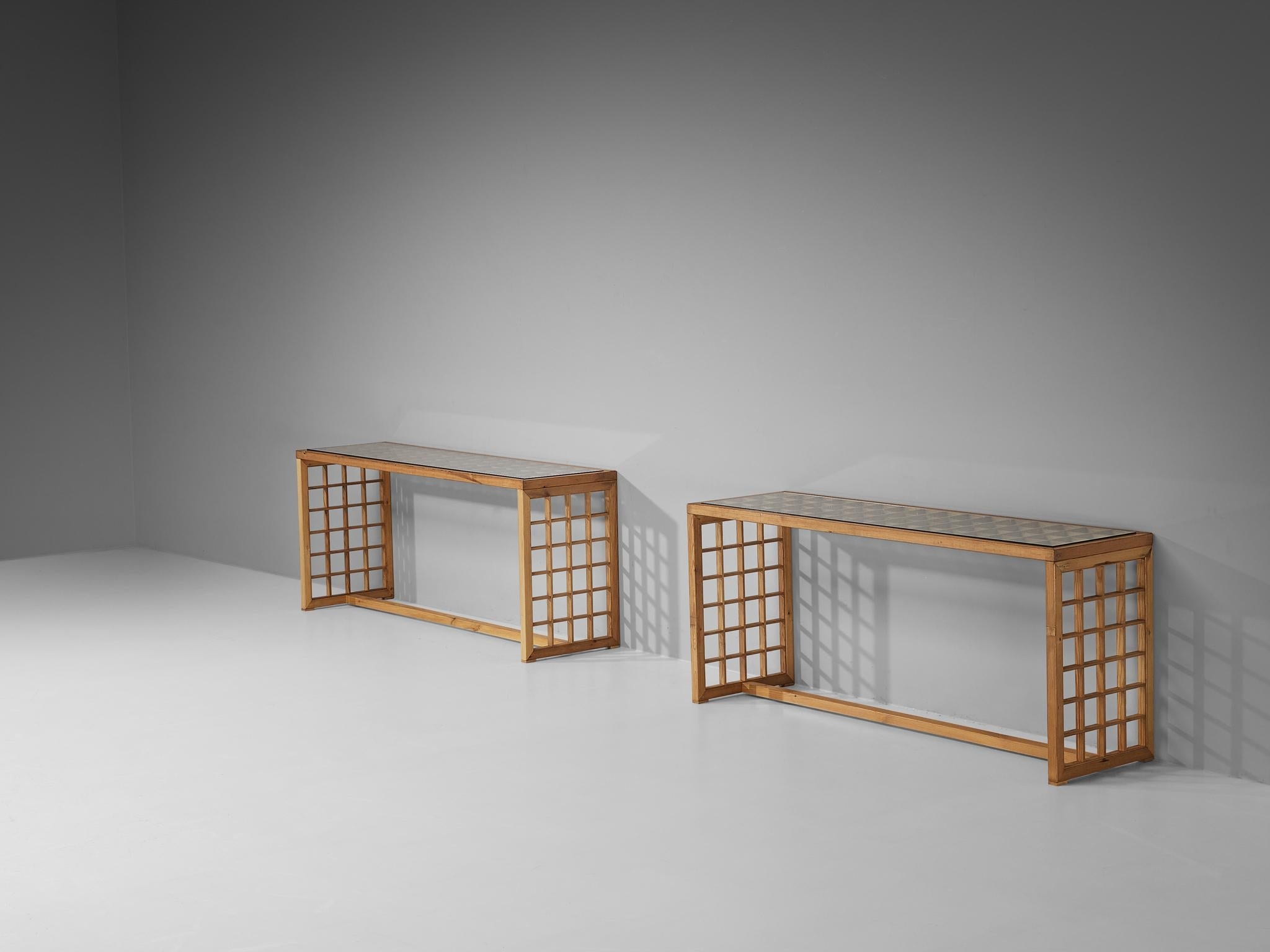 Italian Consoles with Grid Framework in Pine