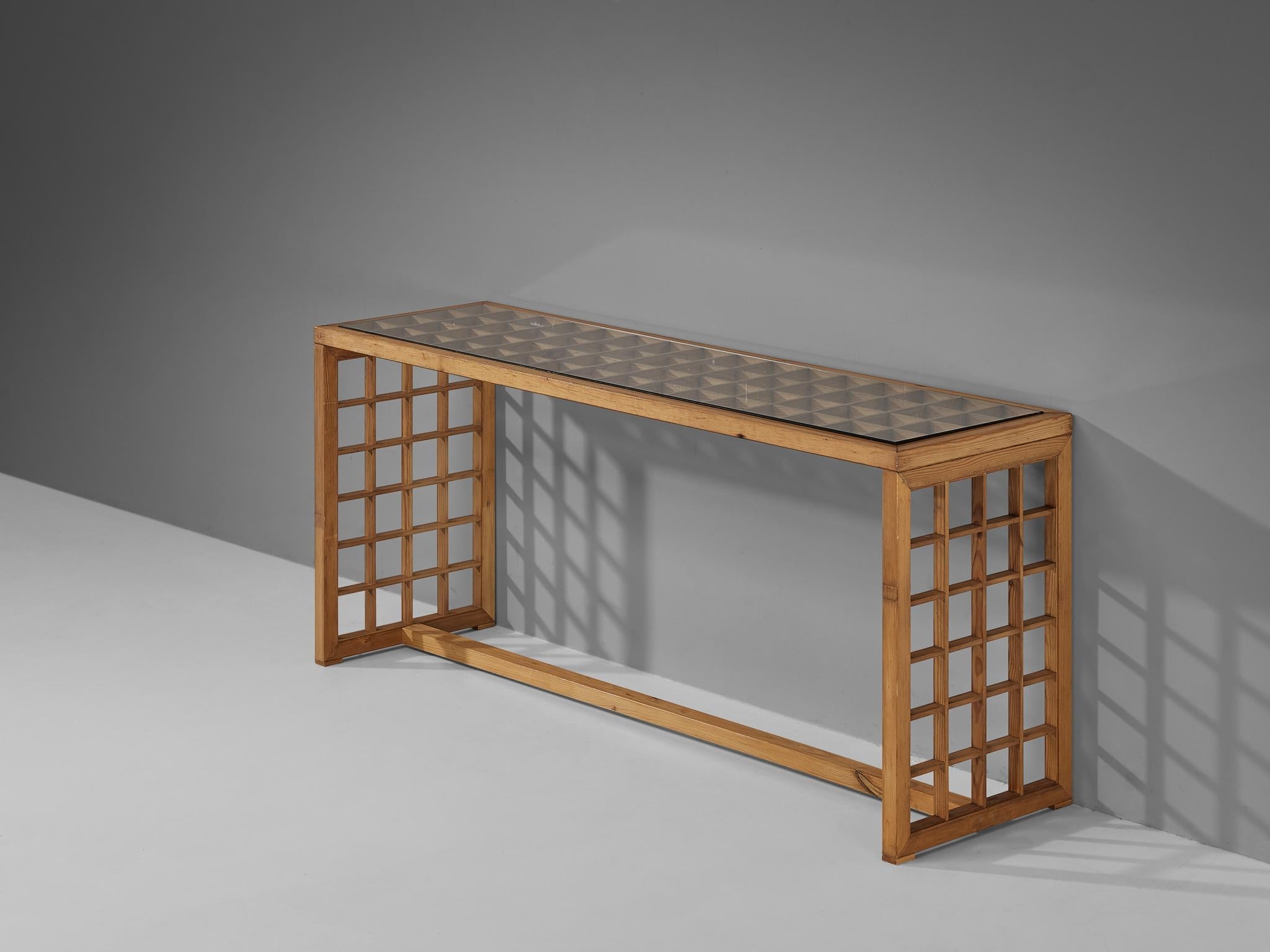Italian Consoles with Grid Framework in Pine